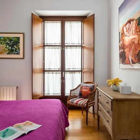 Cathedral Apartment, First Floor * Sevilha