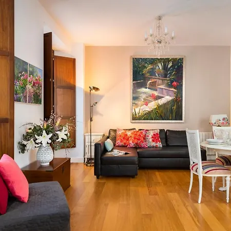 Cathedral Apartment, First Floor Apartamento
